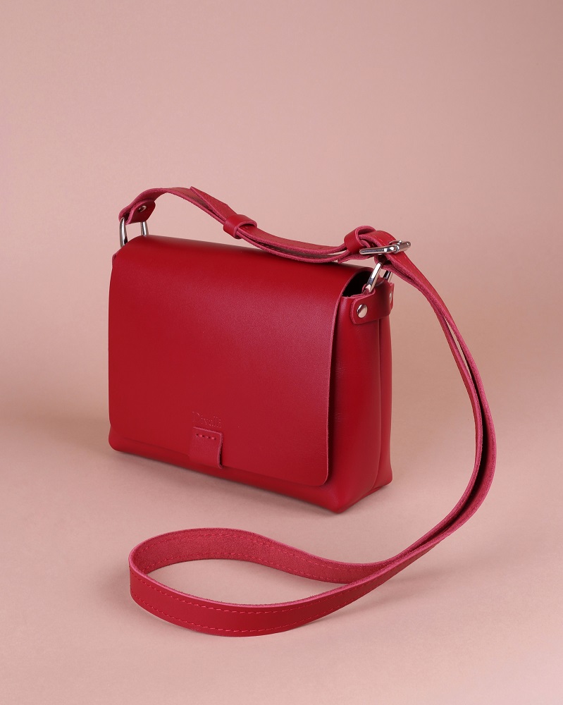 Женская сумка через плечо из натуральной кожи красная A002 ruby