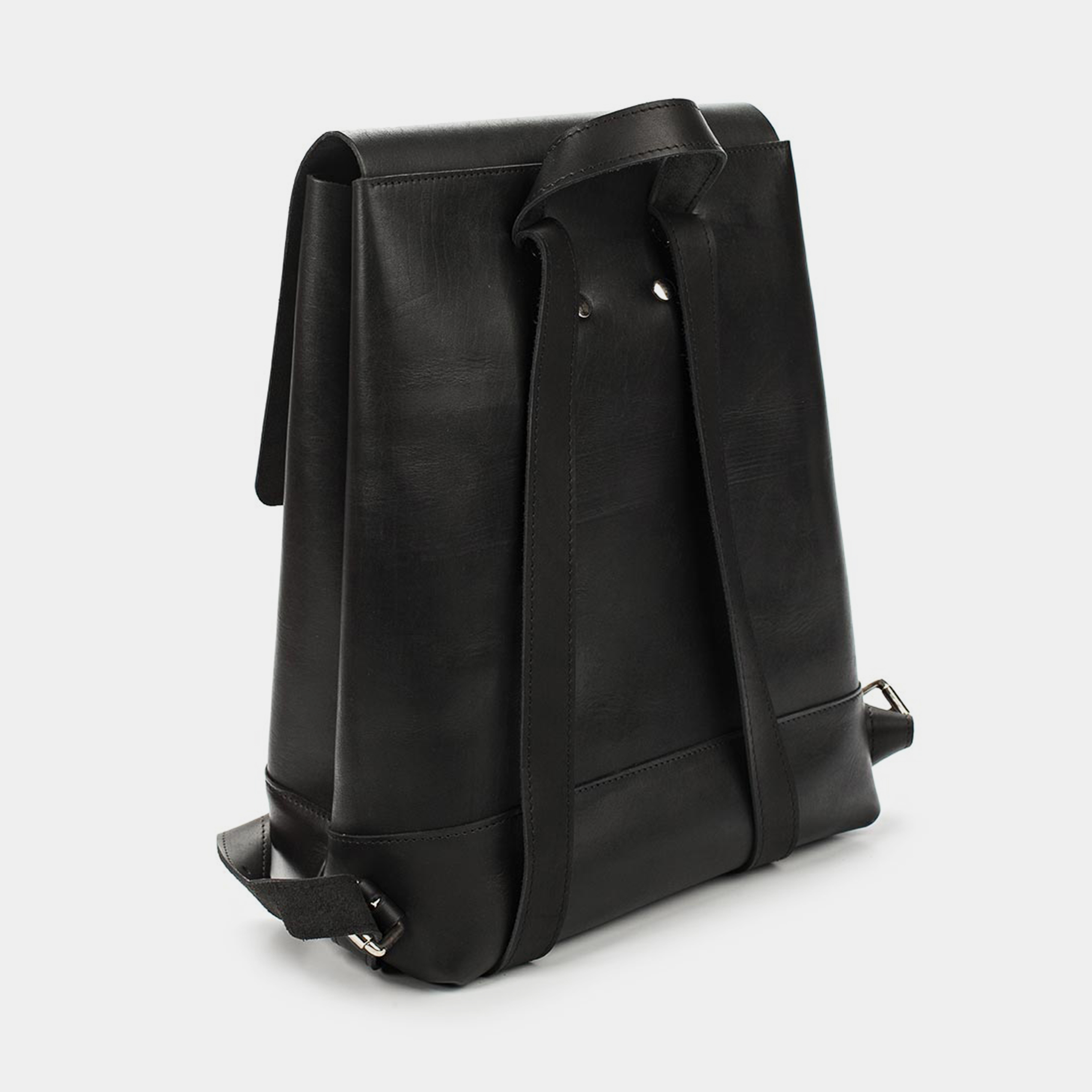 Рюкзак из натуральной кожи черный B0021
