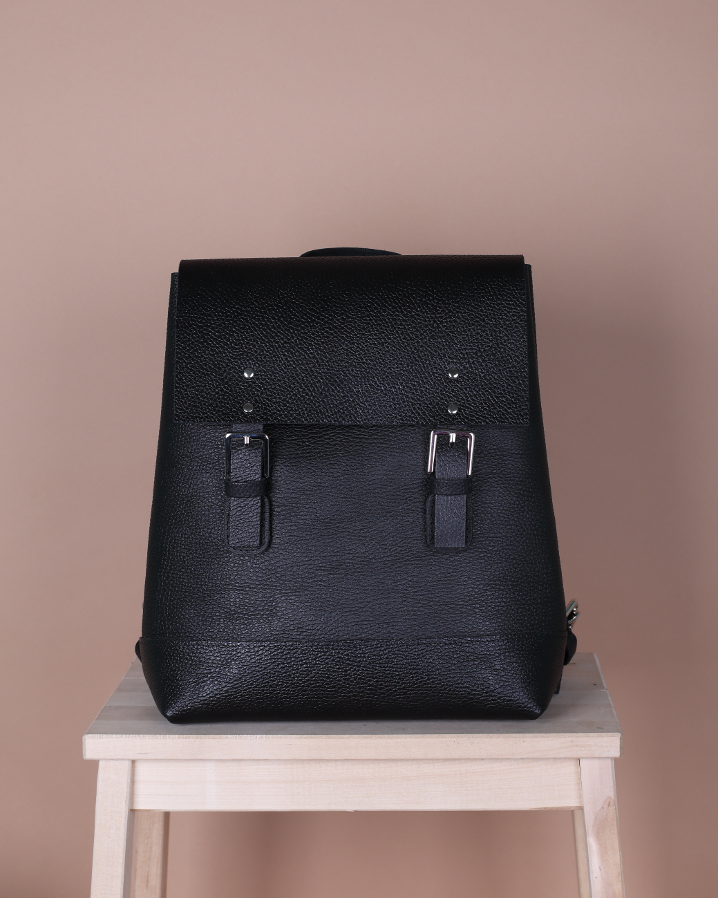 Женский рюкзак из натуральной кожи черный B007 black grain