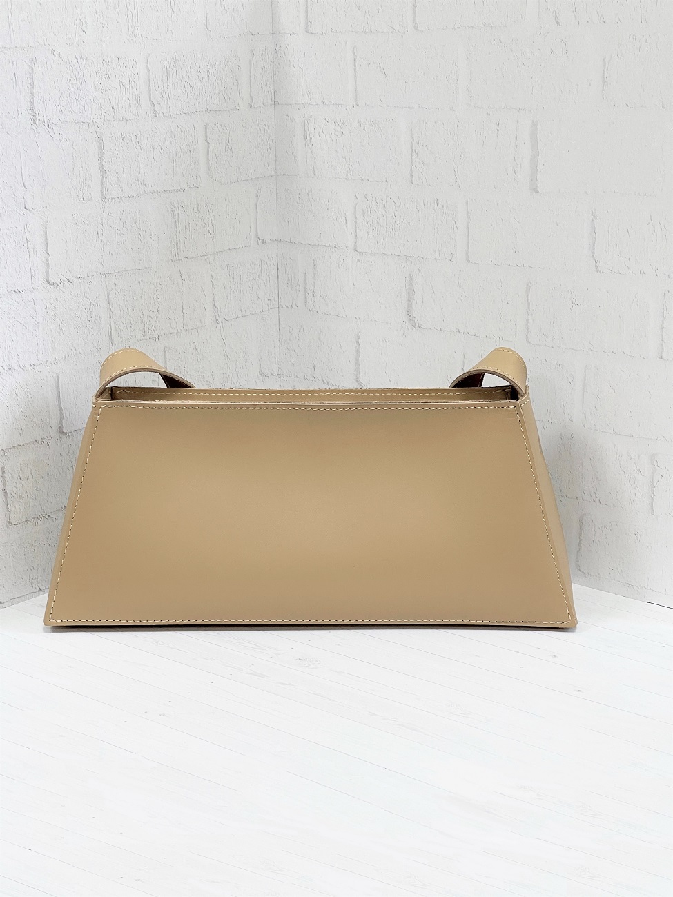 Женская сумка-багет из натуральной кожи бежевая A036 beige