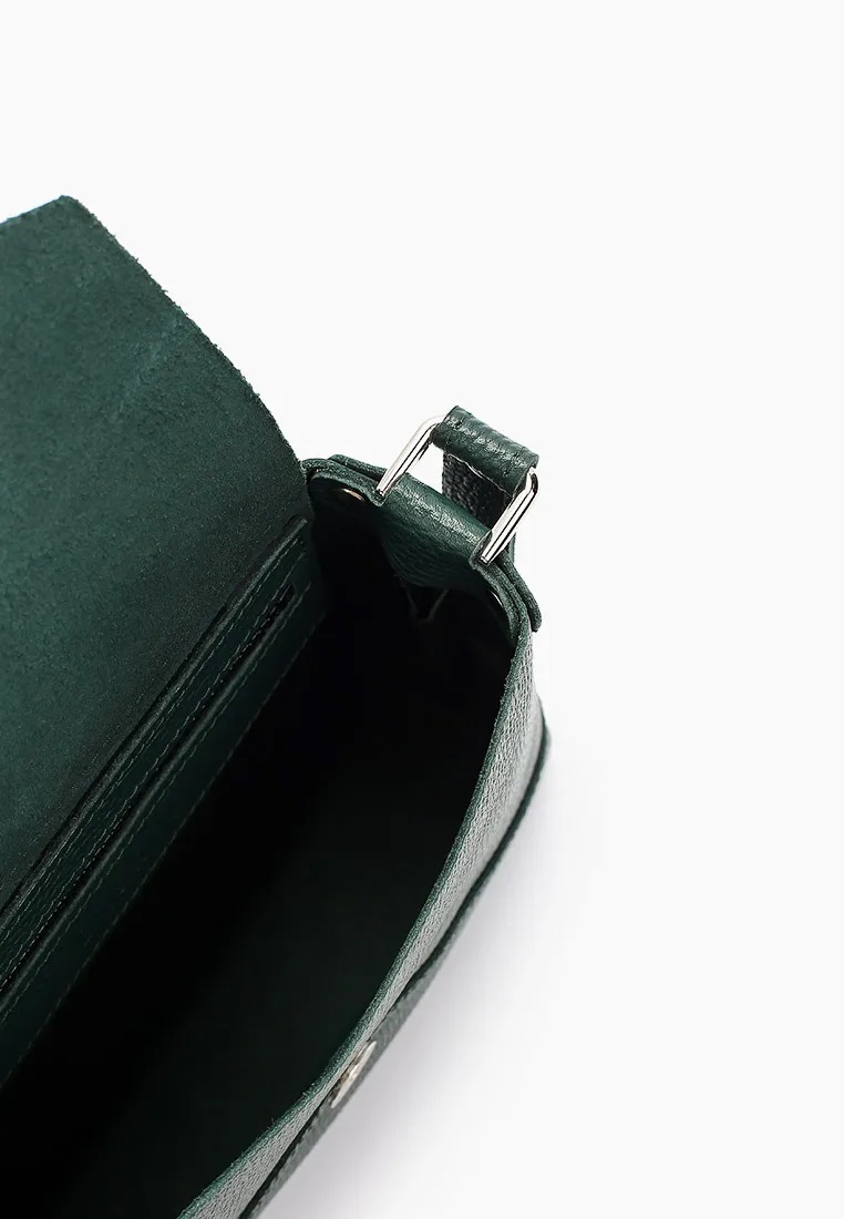 Женская кожаная сумка кросс-боди темно-зеленая A003 emerald grain