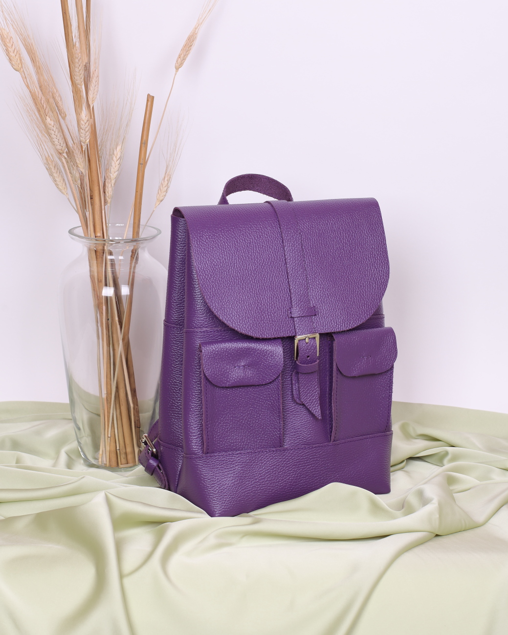 Женский рюкзак из натуральной кожи фиолетовый B010 purple grain