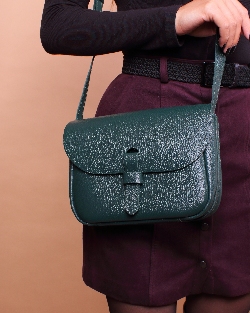 Женская сумка через плечо из натуральной кожи изумрудная A016 emerald grain