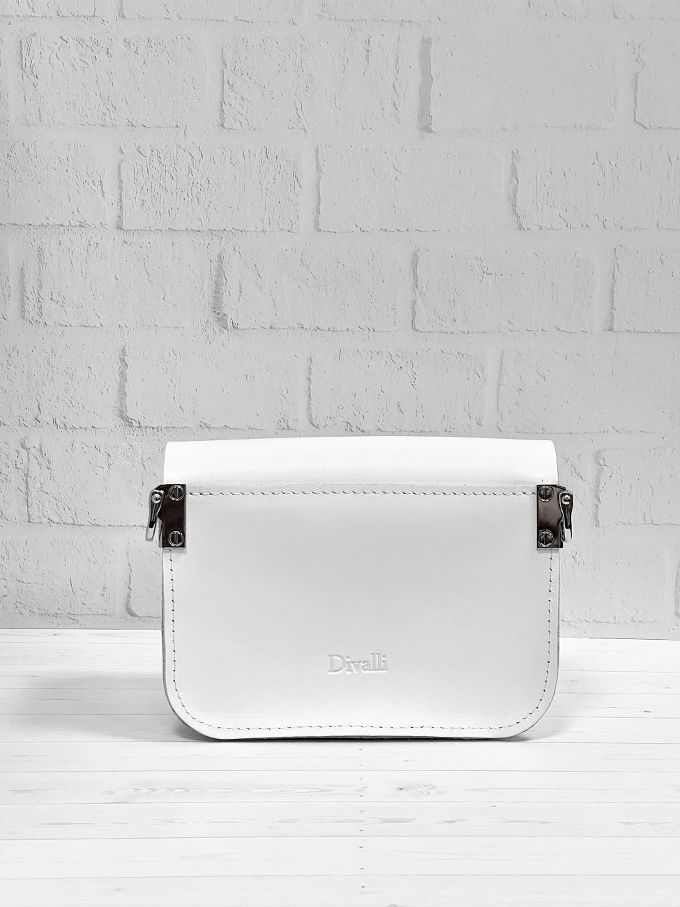Женская кожаная сумка на пояс белая A001 white mini