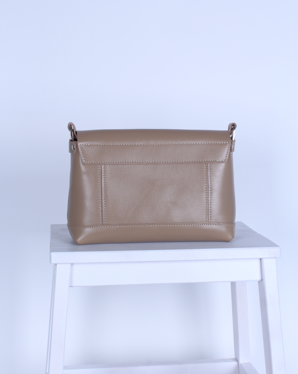 Женская сумка через плечо из натуральной кожи бежевая A010 beige