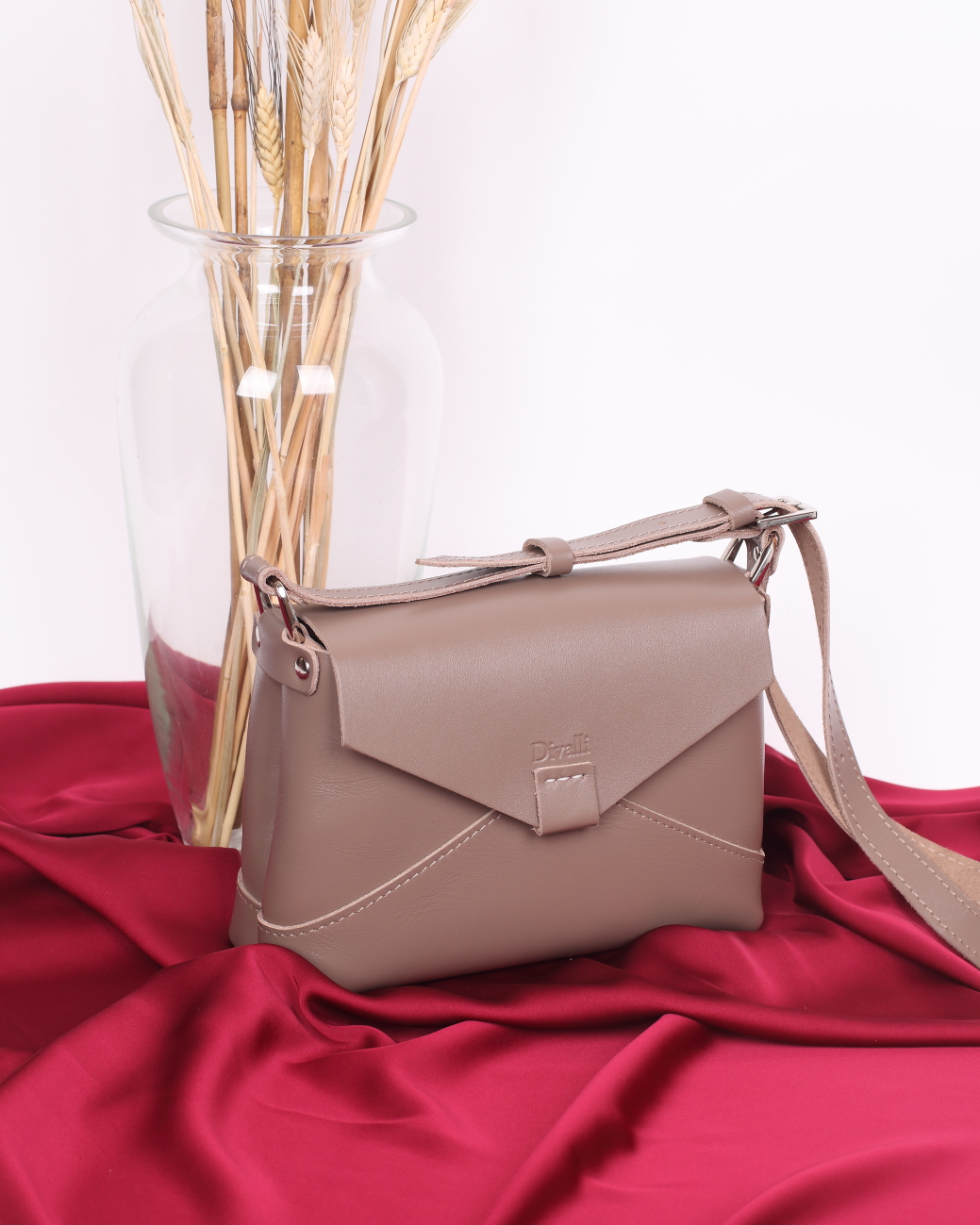 Кожаная женская сумка серо-бежевая A003 taupe