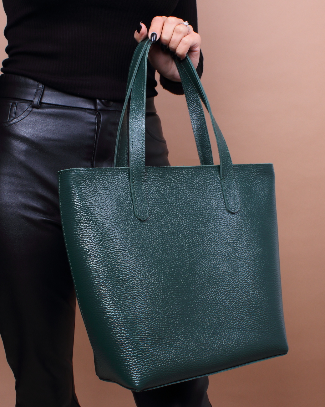 Женская сумка шоппер из натуральной кожи зеленая A019 emerald grain