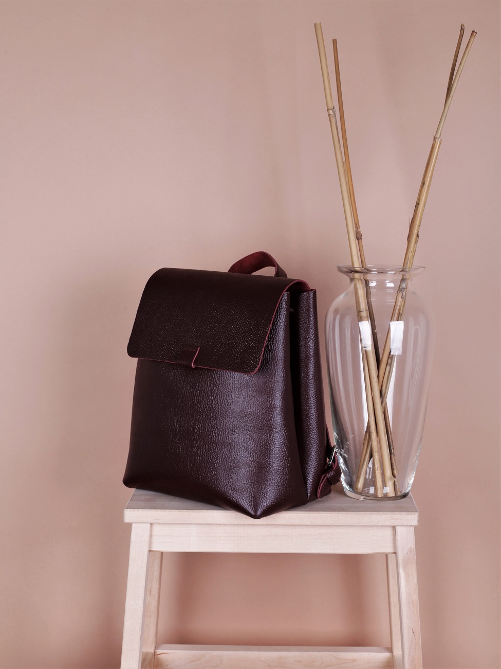 Женский кожаный рюкзак бордовый B003 burgundy grain